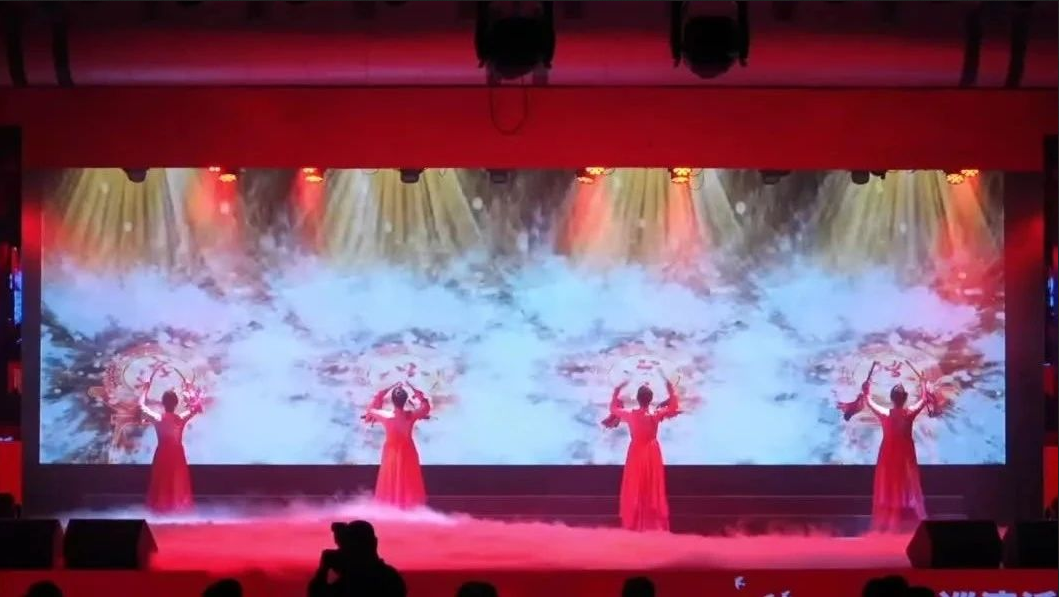  礼赞新中国 奋进新时代|智博1919体育“文化心连心”精彩歌舞节目~ 